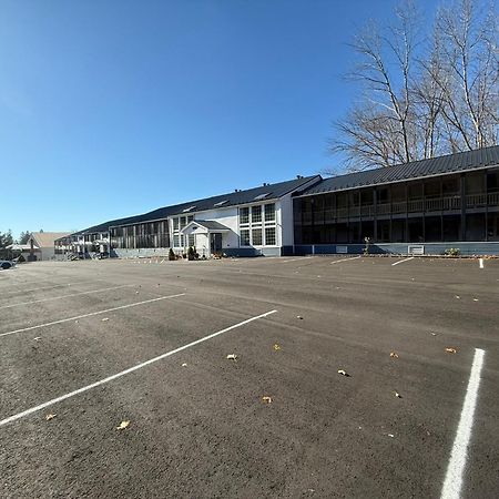 Travelodge By Wyndham Lincoln Near White Mountain Exterior foto