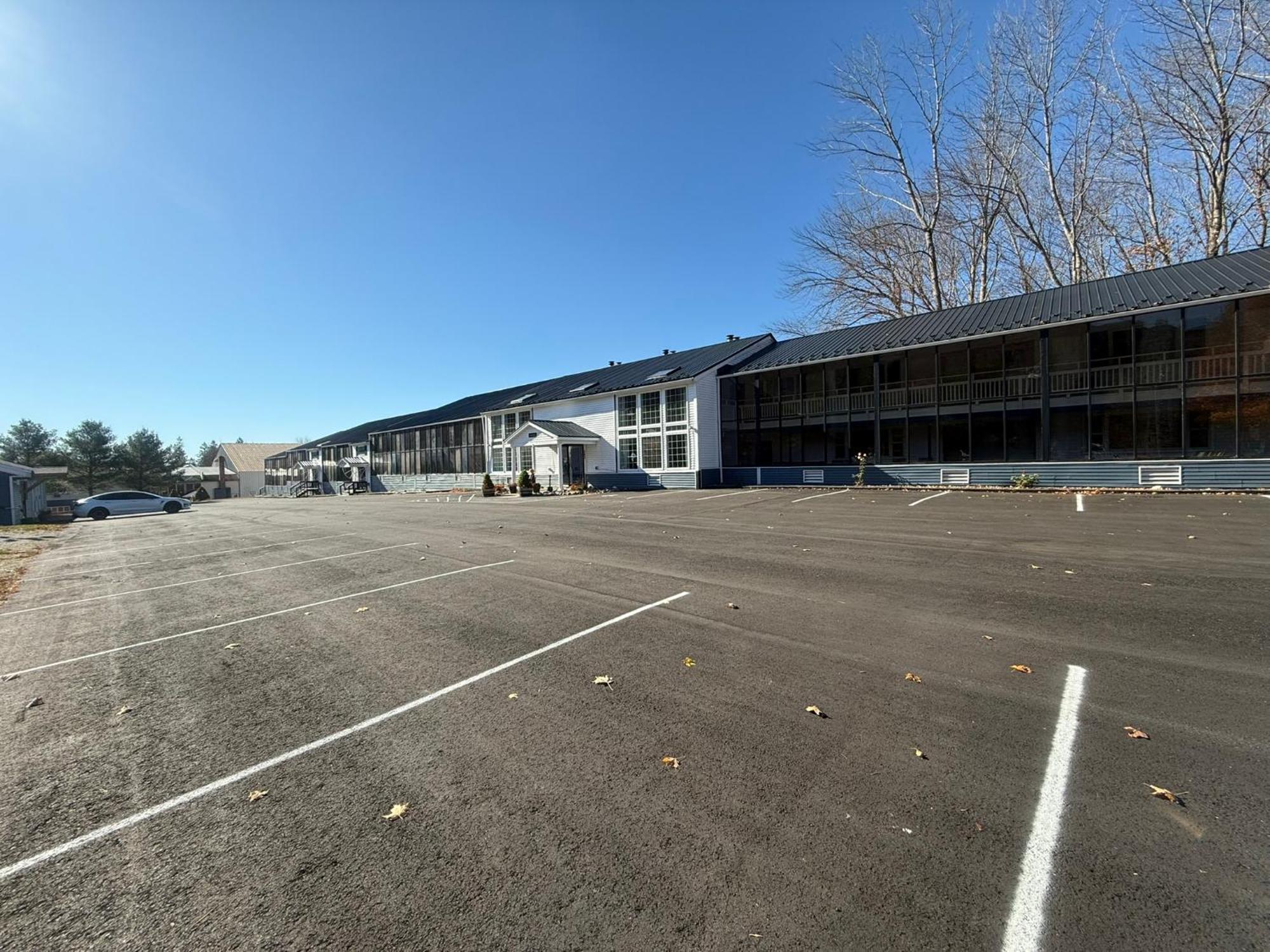 Travelodge By Wyndham Lincoln Near White Mountain Exterior foto